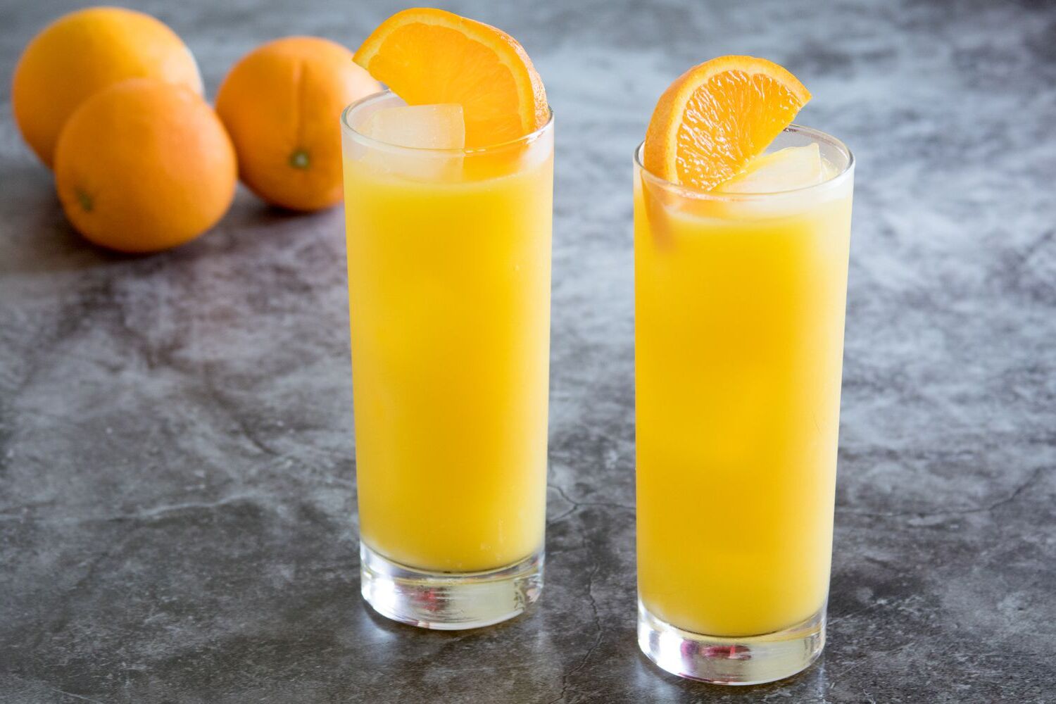 fuzzy-navel-cocktail-recipe