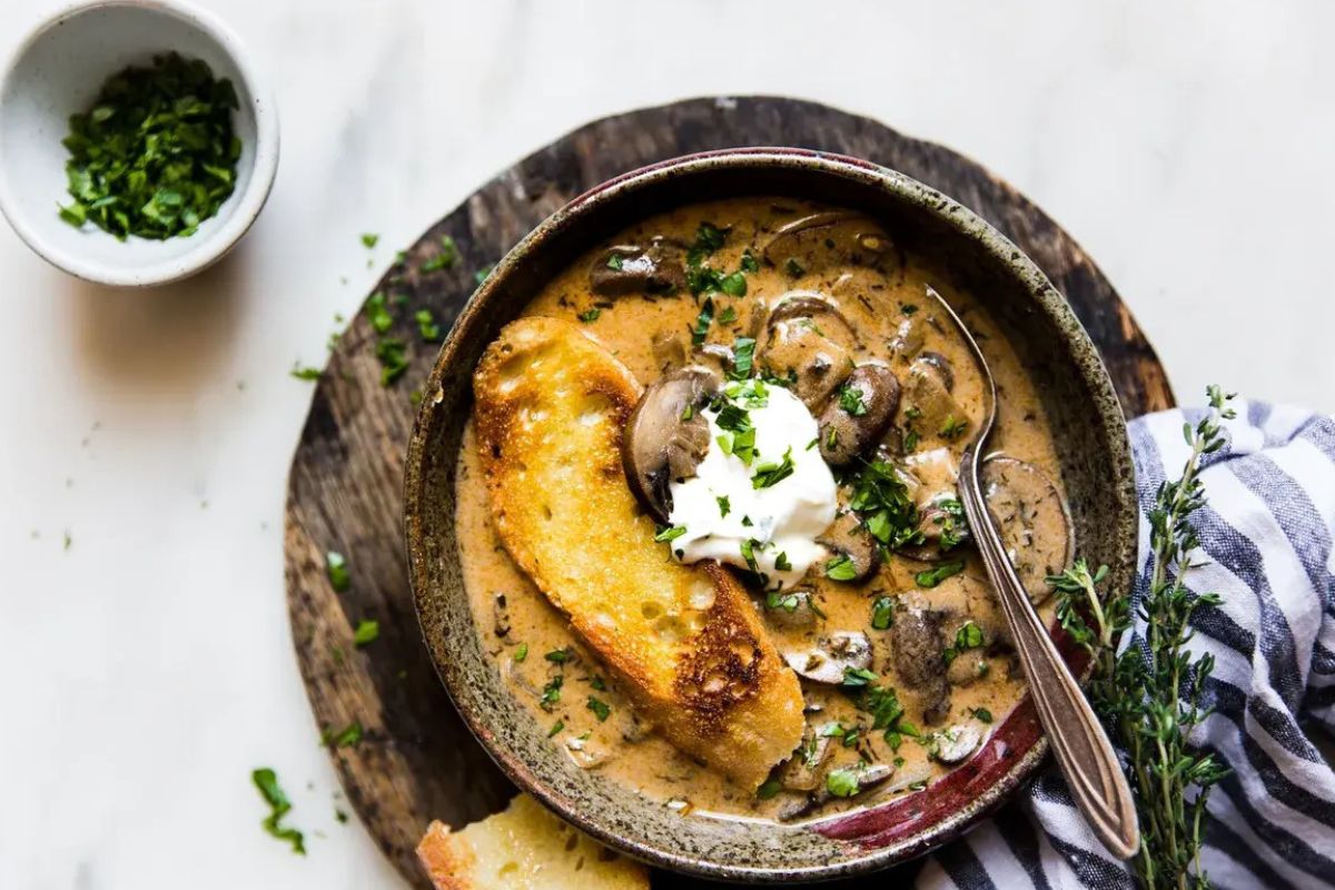 hungarian-mushroom-soup-recipe