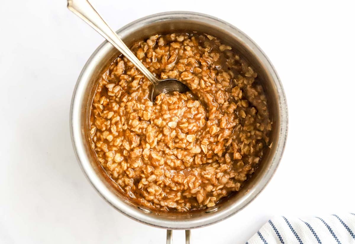 maple-and-brown-sugar-oatmeal-recipe