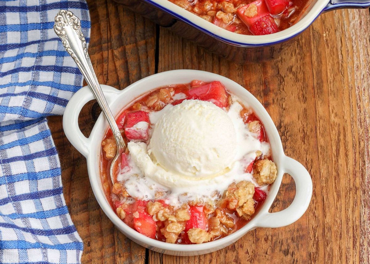 rhubarb-crisp-recipe