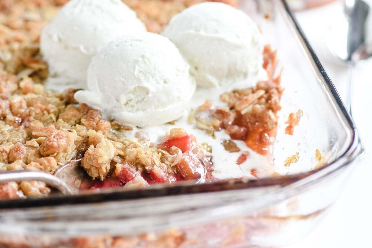 rhubarb-crunch-recipe
