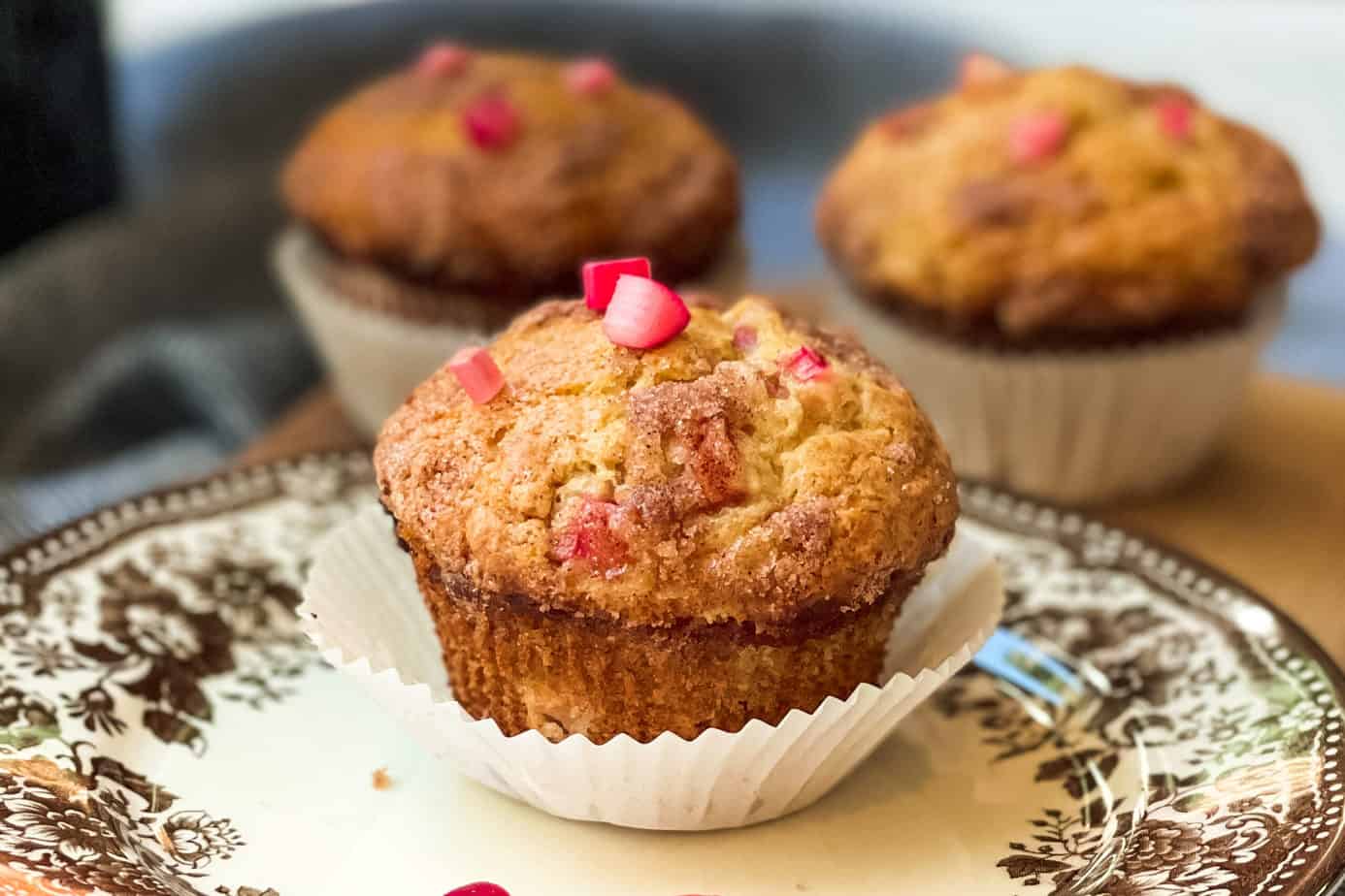 rhubarb-muffins-recipe