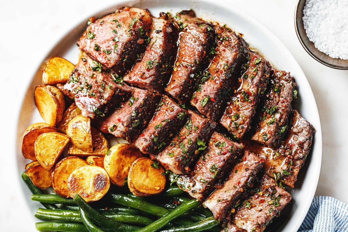 sirloin-steak-with-garlic-butter-recipe