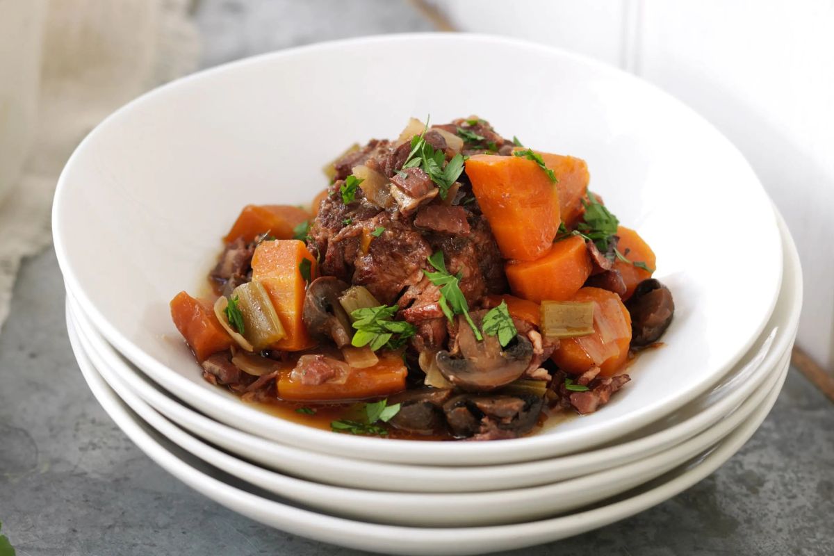 slow-cooker-oxtail-stew-recipe