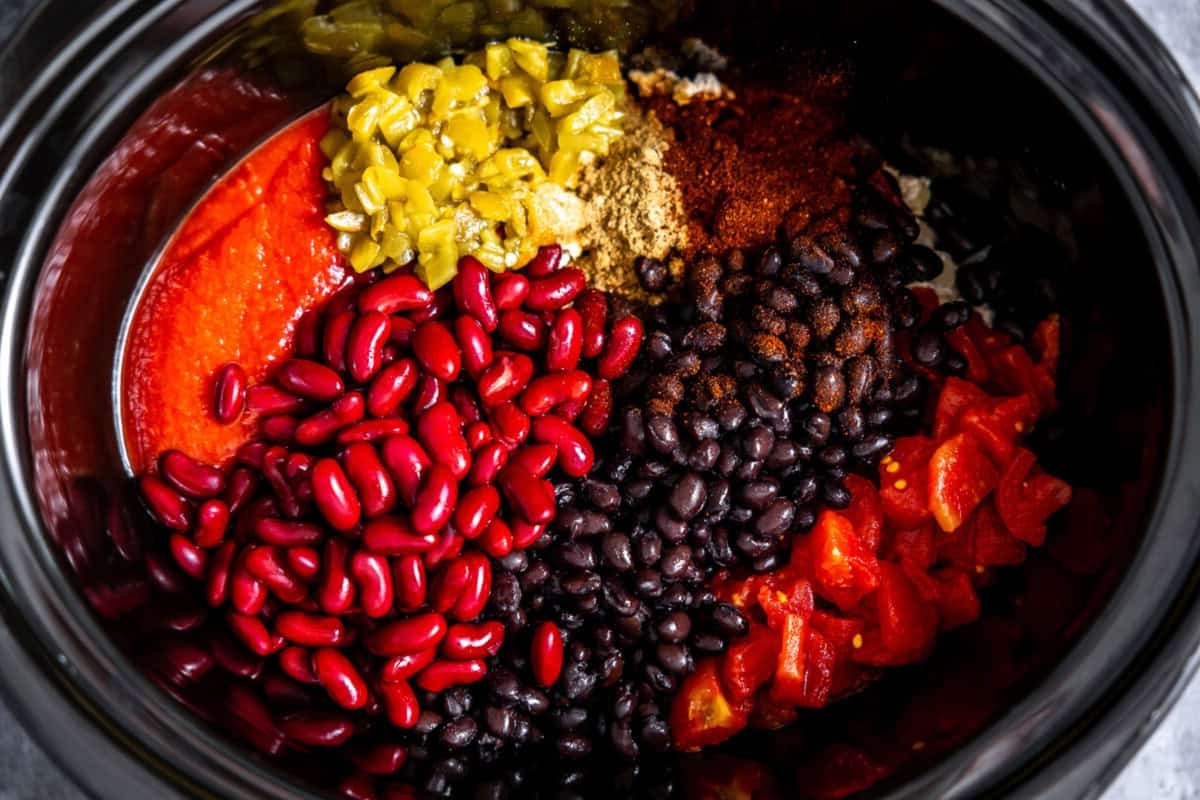 slow-cooker-turkey-chili-recipe