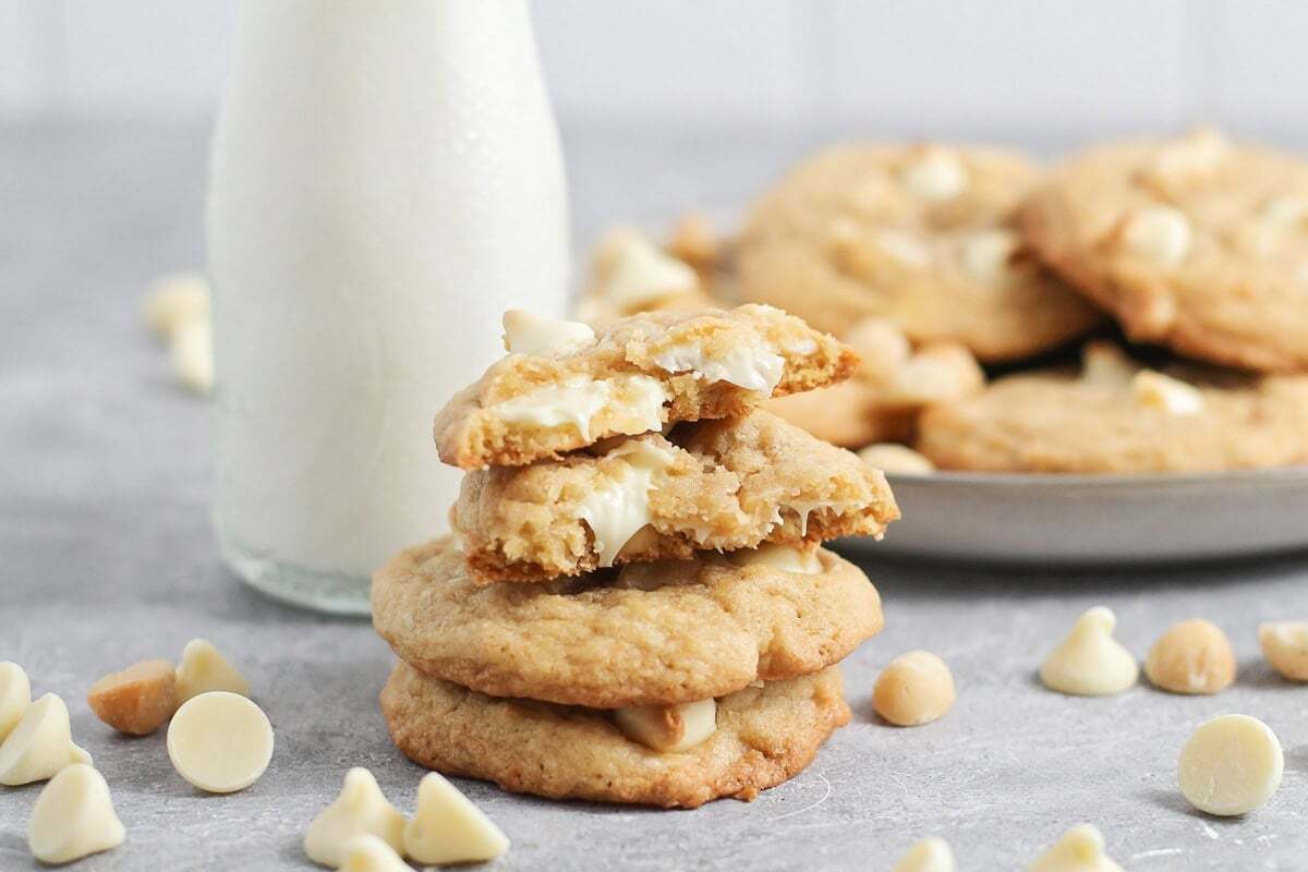 white-chocolate-macadamia-nut-cookies-recipe